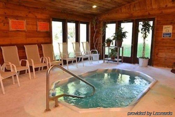 Northern Pine Inn Хейуърд Съоръжения снимка