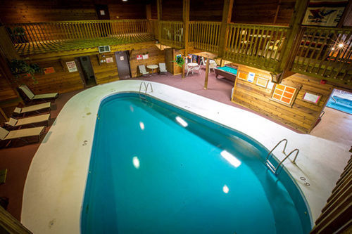 Northern Pine Inn Хейуърд Екстериор снимка